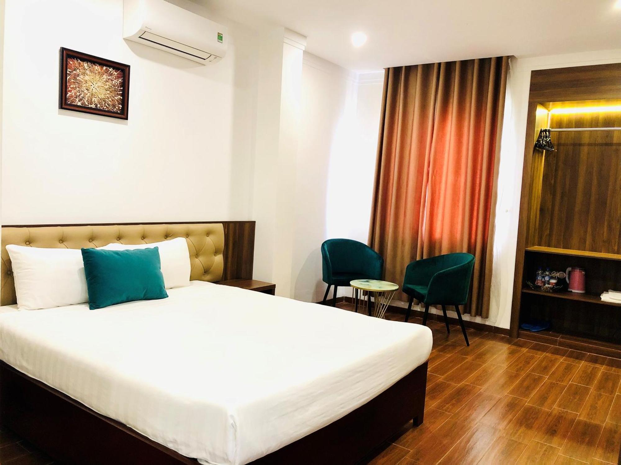 Le Centre Pleiku Hotel Exterior foto